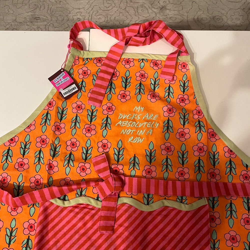 Apron - My Ducks Are Definitely Not in a Row Statement‎ Apron NWT (Great Gift!)